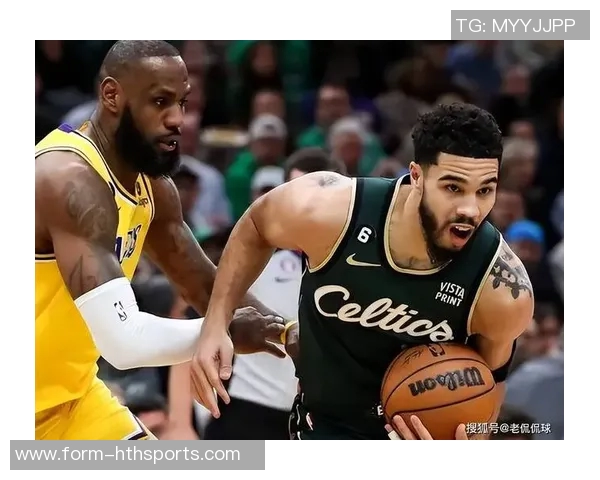 詹姆斯明年或降薪签短约争冠退役传闻不攻自破