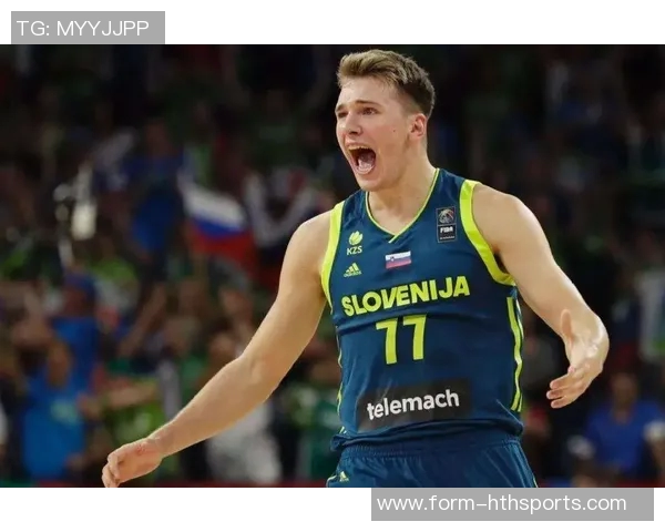 湖人球员动态分析东契奇重返一阵希望老詹小里未来迷雾艾顿拯救之战前景探讨